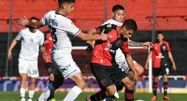 Newells vs Talleres, fútbol argentino, NA