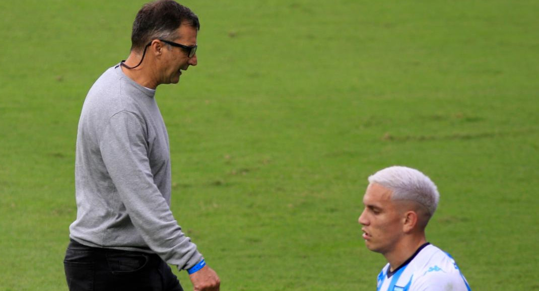 Juan Antonio Pizzi, Racing, entrenamiento, fútbol argentino, NA