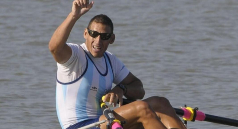 Ariel Suárez, remero argentino