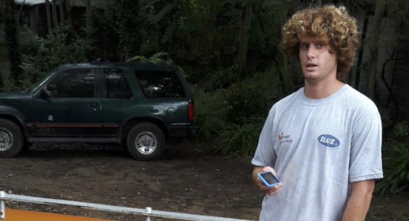 Federico Llamas, el surfer que violó la cuarentena en marzo de 2020, foto NA