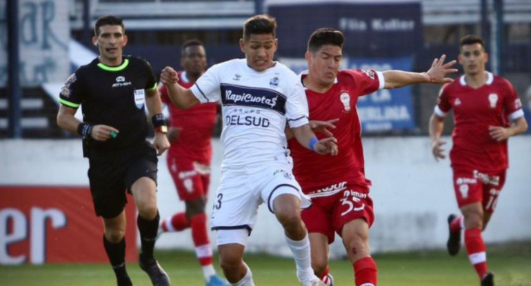 Gimnasia vs Huracán, fútbol argentino, NA