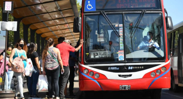 Transporte público en pandemia, coronavirus en Argentina, NA