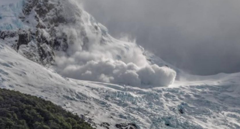 El desprendimiento pudo ser retratado por los turistas y un fotógrafo, NA