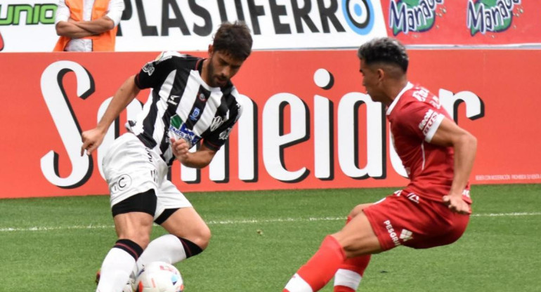 Central Córdoba y Huracán por la Liga Profesional de Futbol. Foto NA