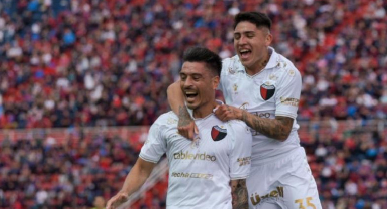 Colón vs. San Lorenzo