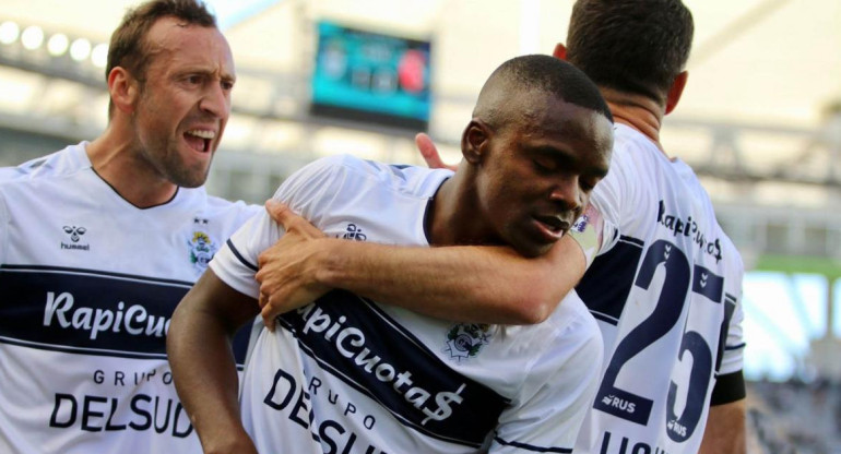 Gimnasia vs Newells, fútbol argentino, NA