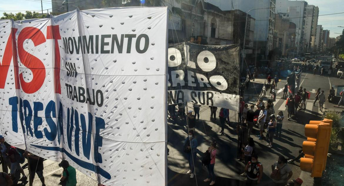 Corte y protesta en Puente Pueyrredón