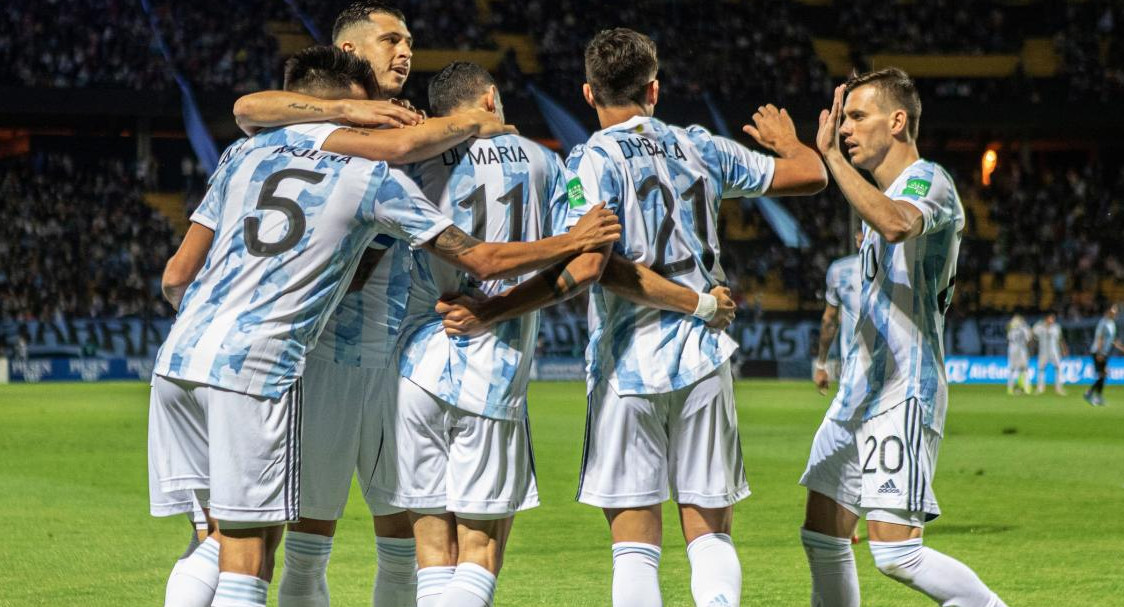 Selección Argentina vs Uruguay, Eliminatorias, Reuters