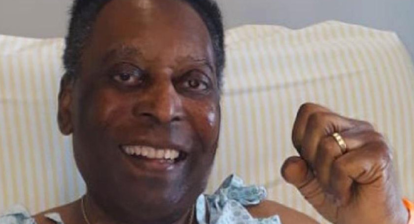 Pelé celebró la última sesión de quimioterapia del año como "una pequeña victoria"	