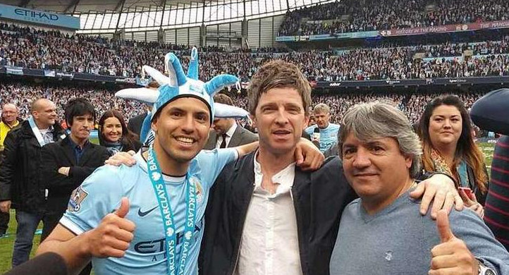 Kun Agüero y Liam Gallagher