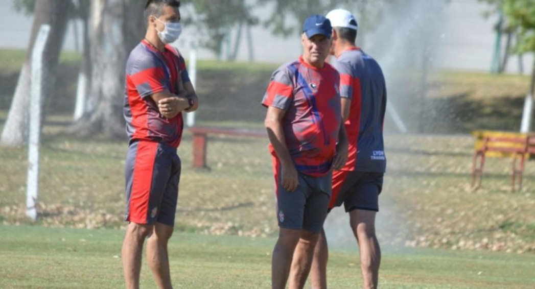 Entrenamiento de Arsenal, fútbol argentino, NA