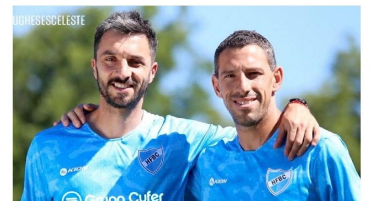 Ignacio Scocco y Maxi Rodríguez, Hughes Football Club.