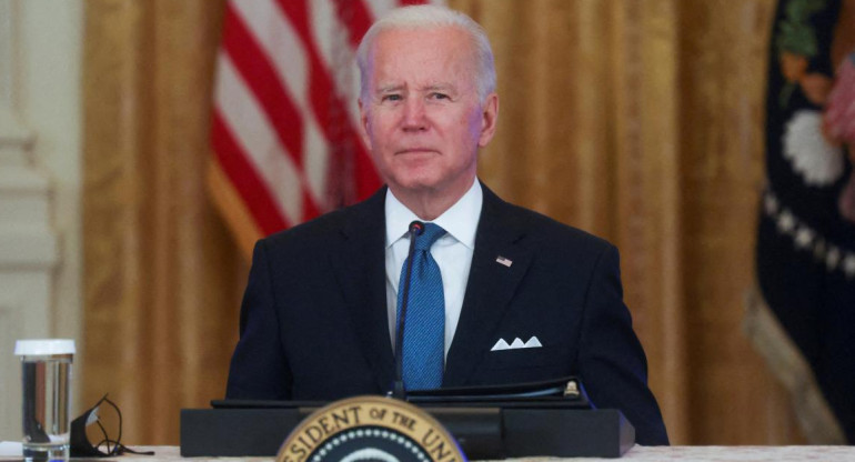 Biden insultó a periodista en conferencia, Reuters