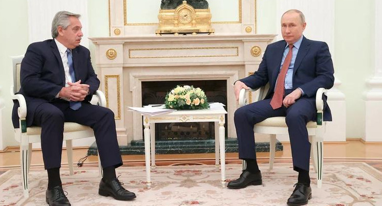 Alberto Fernández y Vladimir Putin en Rusia