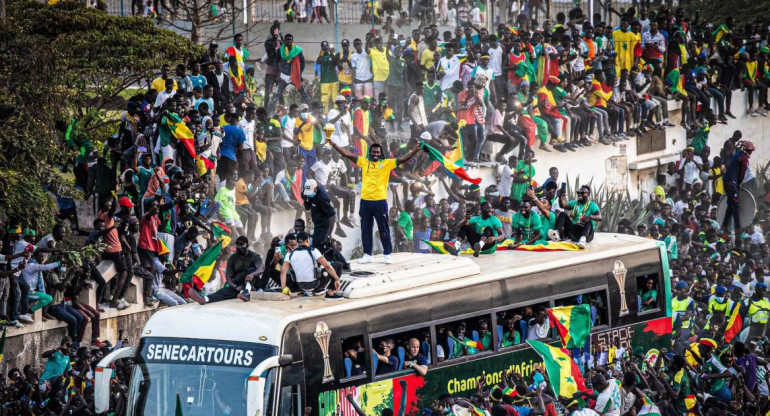 Recibimiento de Senegal tras Copa África, Reuters