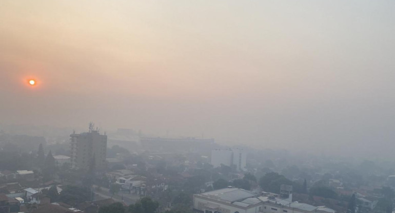 Humo por los incendios en Argentina llegó a Paraguay