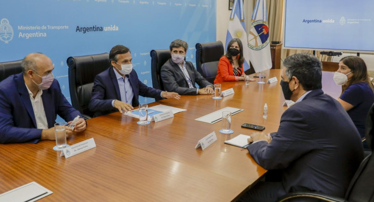 Encuentro entre Nación y Ciudad por el traspaso de colectivos, AGENCIA NA