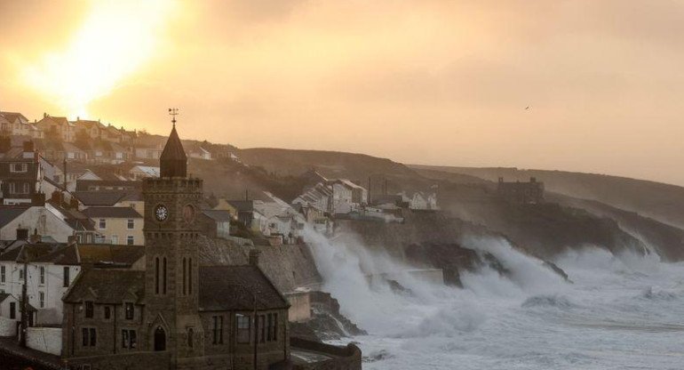 Tormenta Eunice, Reino Unido, Reuters