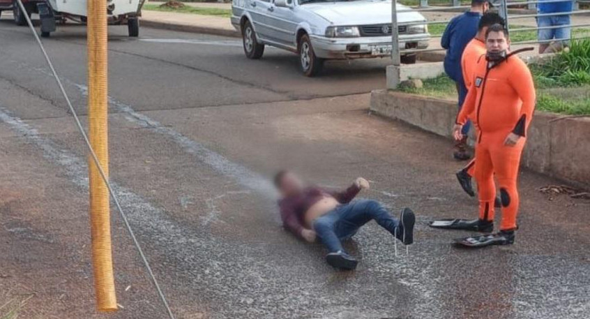 Cadáver extraído del agua en Misiones, NA