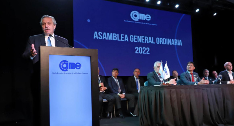 Alberto Fernández, asamblea anual de la CAME, foto NA