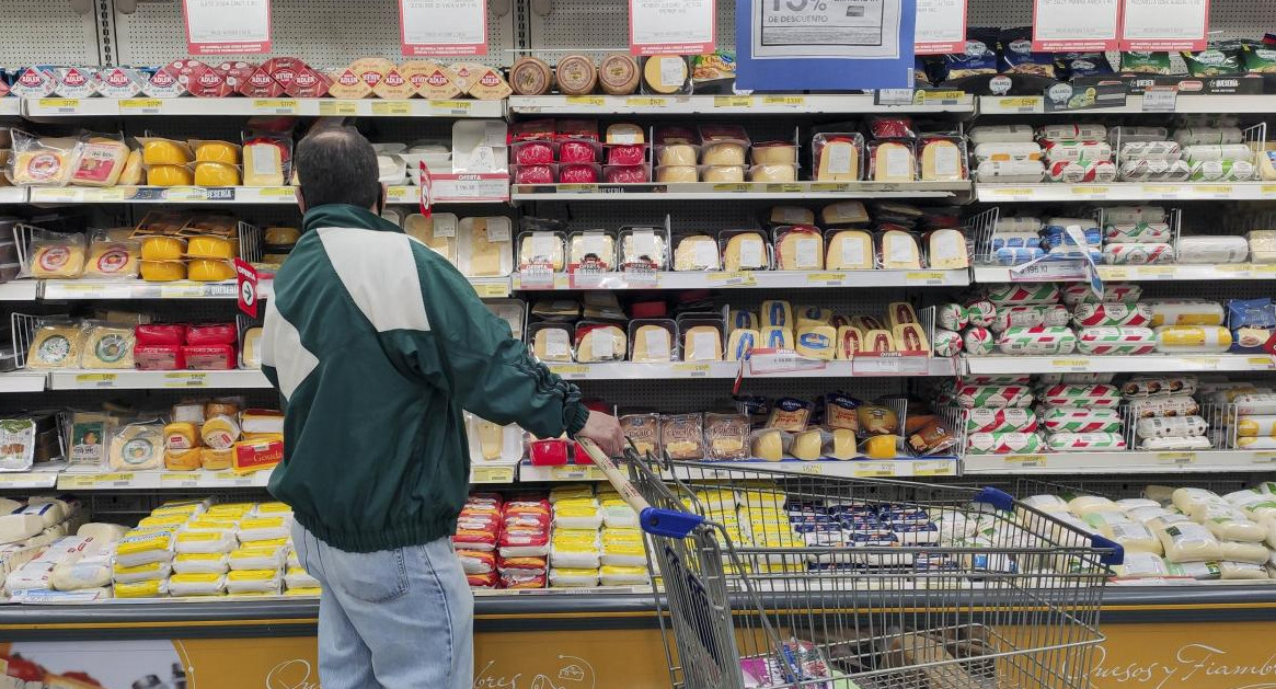 Supermercados, compras, economia. NA.