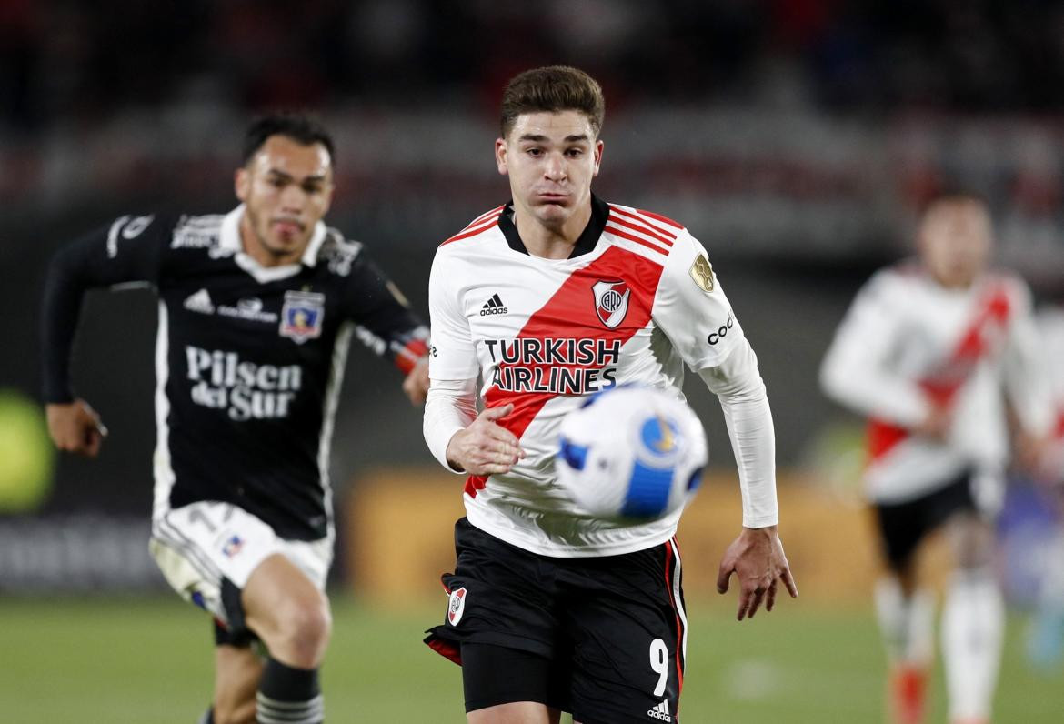 Julián Álvarez, River vs Colo Colo, Copa Libertadores. Foto: Reuters.