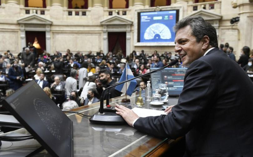 Massa preside la sesión en Diputados. Foto: NA.