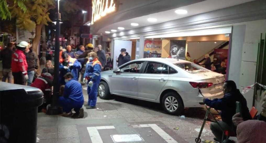 Accidente en Mendoza, teatro, NA