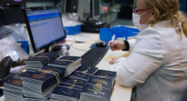 Se normaliza la entrega de Pasaportes. Foto: NA.