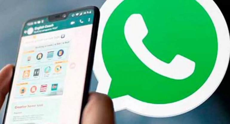 WhatsApp, redes sociales. Foto: EFE.