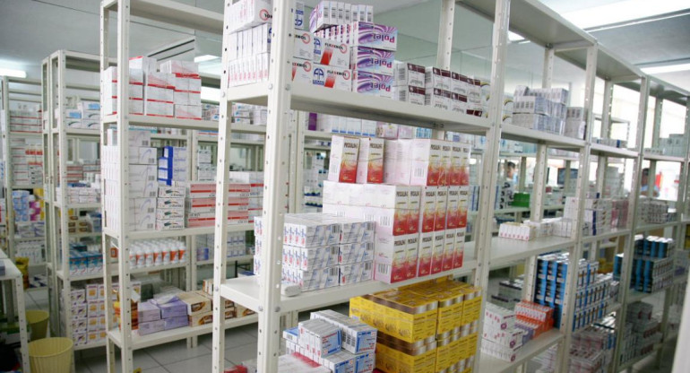 Farmacias en EEUU. Foto: EFE.