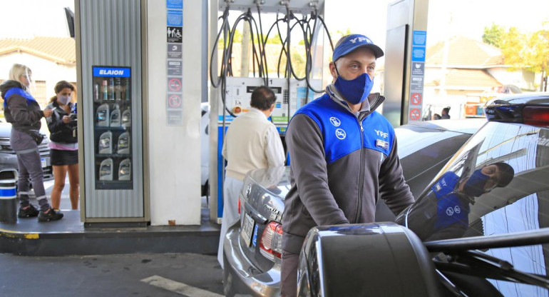 YPF, estación de servicio, combustibles, NA