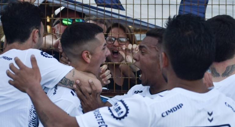 Copa Argentina, Quilmes vs. Deportivo Madryn. Foto: @qacoficial.