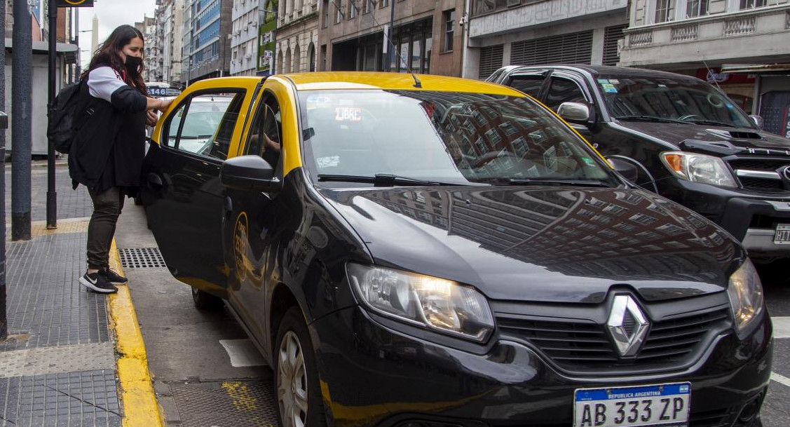 Taxis, pasajeros, NA