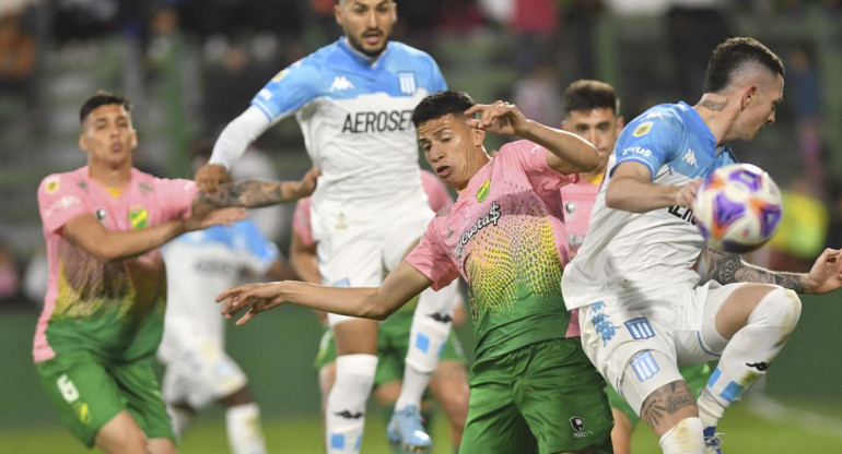 Liga Profesional de Fútbol, Defensa y Justicia vs. Racing. Foto: Telam.