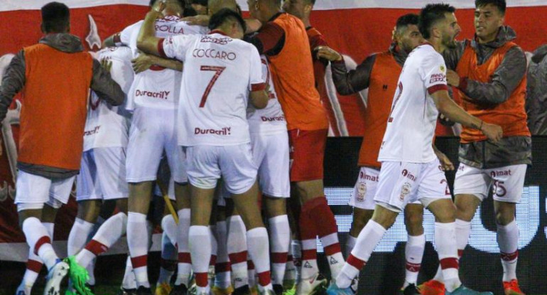 Huracán Liga Profesional de Fútbol. Foto: NA.