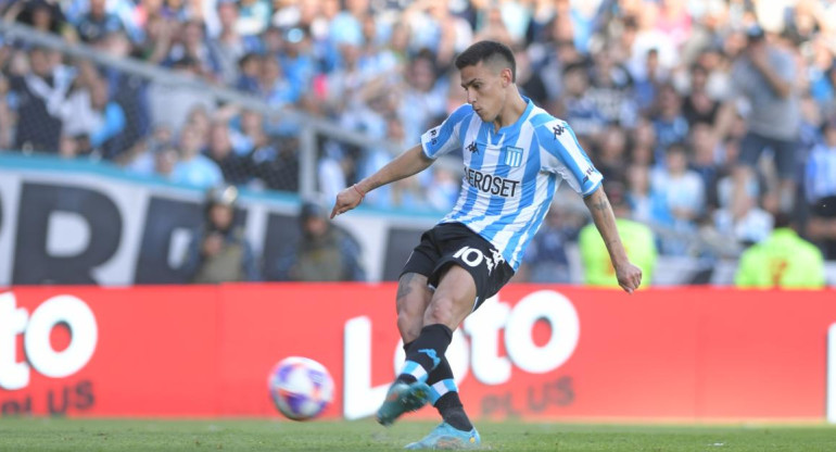 Matías Rojas, el autor del gol de Racing ante River. Foto: Télam.