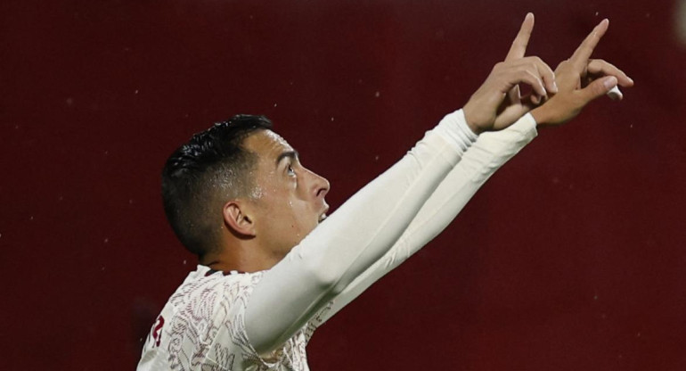 Festejo de Rogelio Funes Mori para México ante Irak en amistoso. Foto: REUTERS.