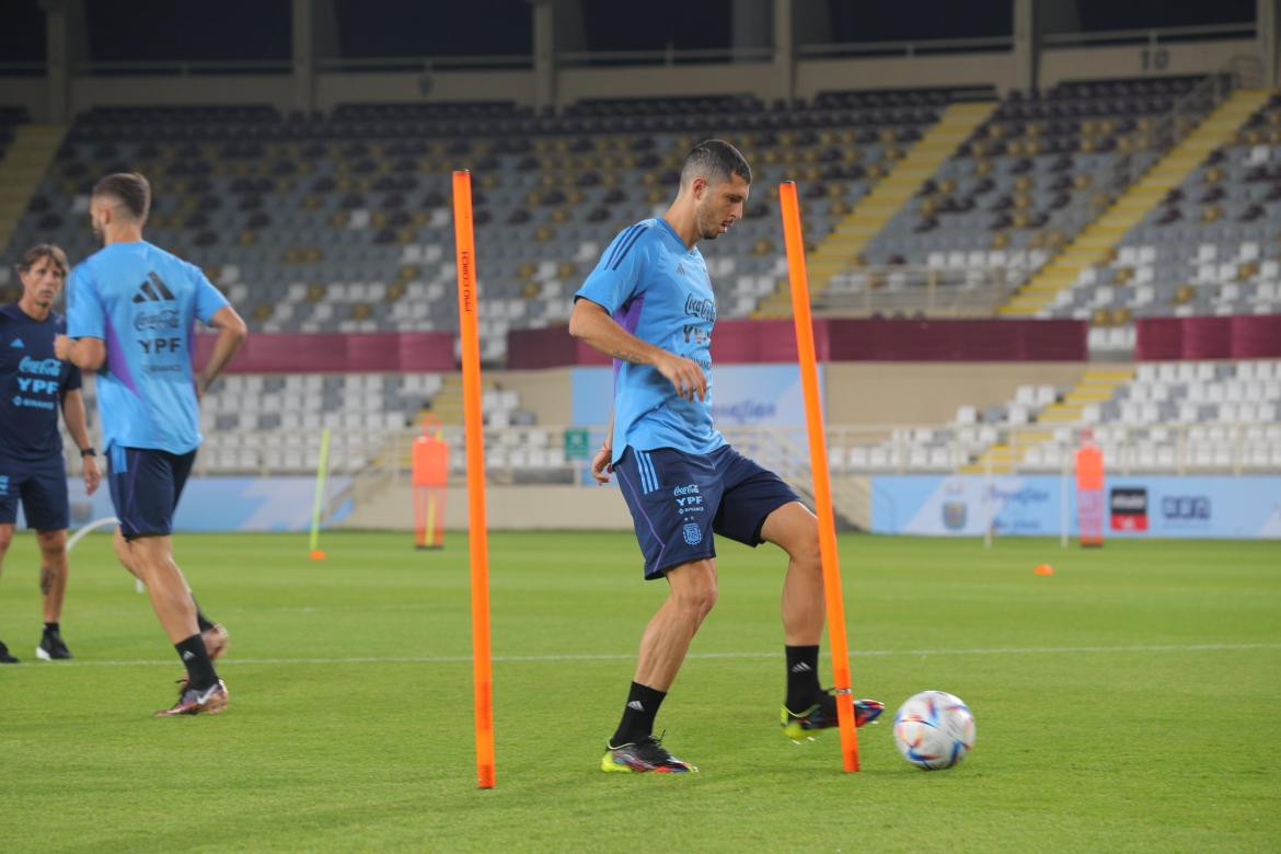 Selección Argentina, entrenamiento en Qatar. Foto: Twitter @Argentina