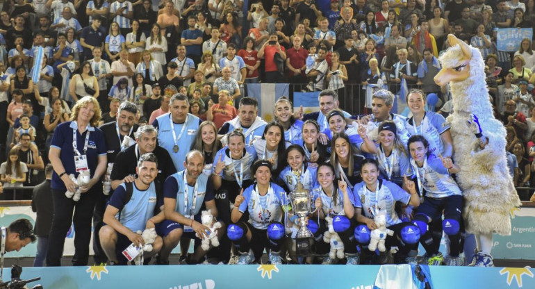 Las Águilas, hockey femenino, Télam