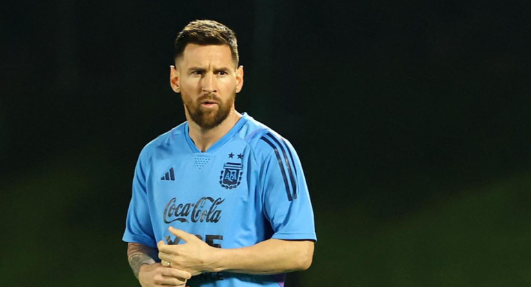 Messi entrenamiento Qatar foto archivo Reuters