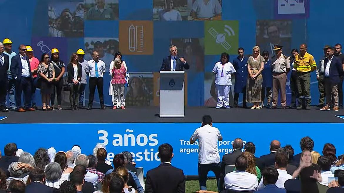 Acto de Alberto Fernández, captura de video