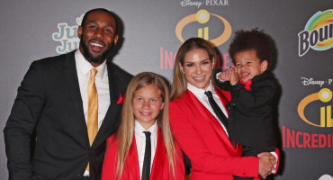 Fotografía del 5 de junio de 2018 donde aparece Boss posando junto a su esposa Allison Holker y sus hijos