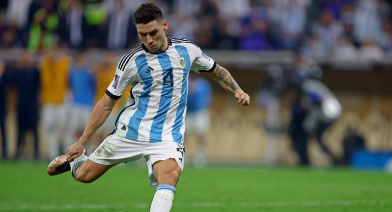 Gonzalo Montiel y el penal que consagró campeón del mundo a Argentina. Foto: Reuters.