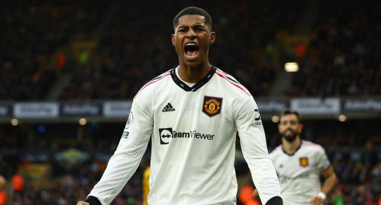 Festejo de Rashford para el Manchester United ante el Wolverhampton. Foto: REUTERS.