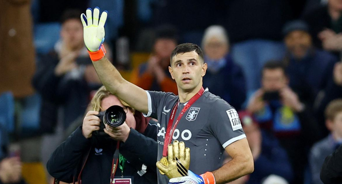 Emiliano Martínez en el Aston Villa. Foto: REUTERS.