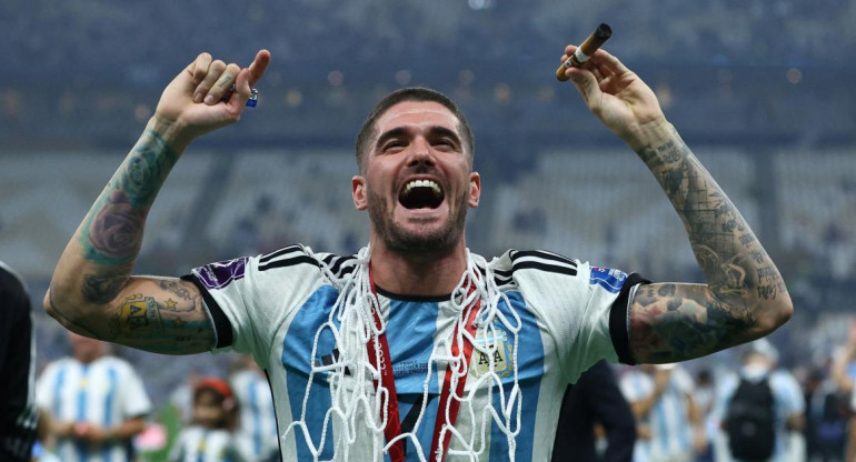 Rodrigo De Paul en el festejo del Mundial de Qatar. Foto: Reuters.