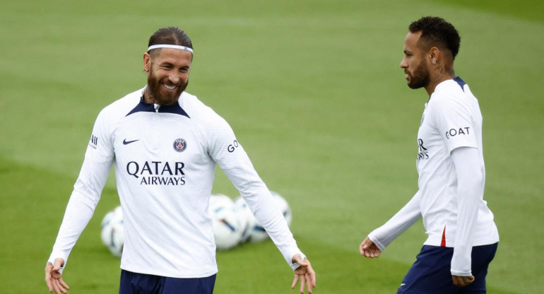 Sergio Ramos y Neymar, PSG. Foto: REUTERS