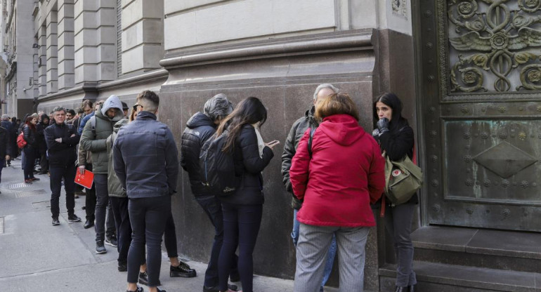 Banco, atención bancaria, clientes, NA