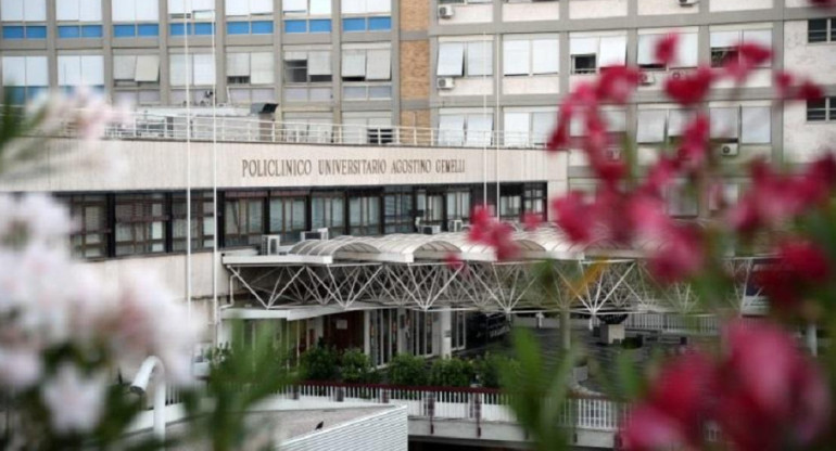 Policlinico A. Gemelli. Foto: Twitter @unitalsi_stampa